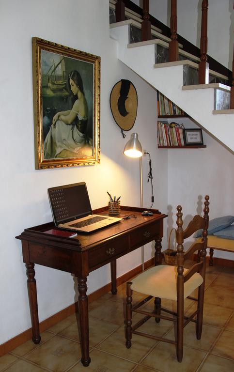 O Cruceiro Guest House Lires Ngoại thất bức ảnh