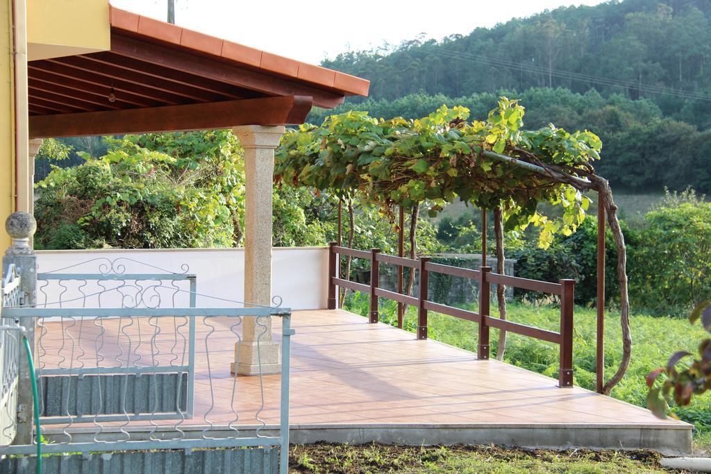 O Cruceiro Guest House Lires Ngoại thất bức ảnh
