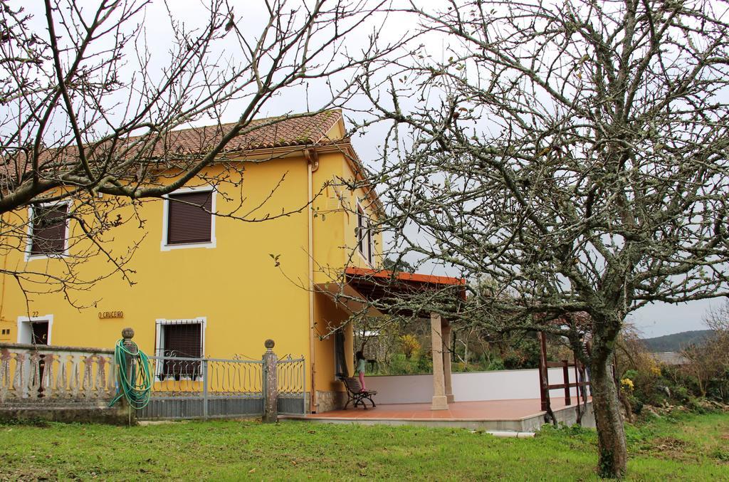 O Cruceiro Guest House Lires Ngoại thất bức ảnh