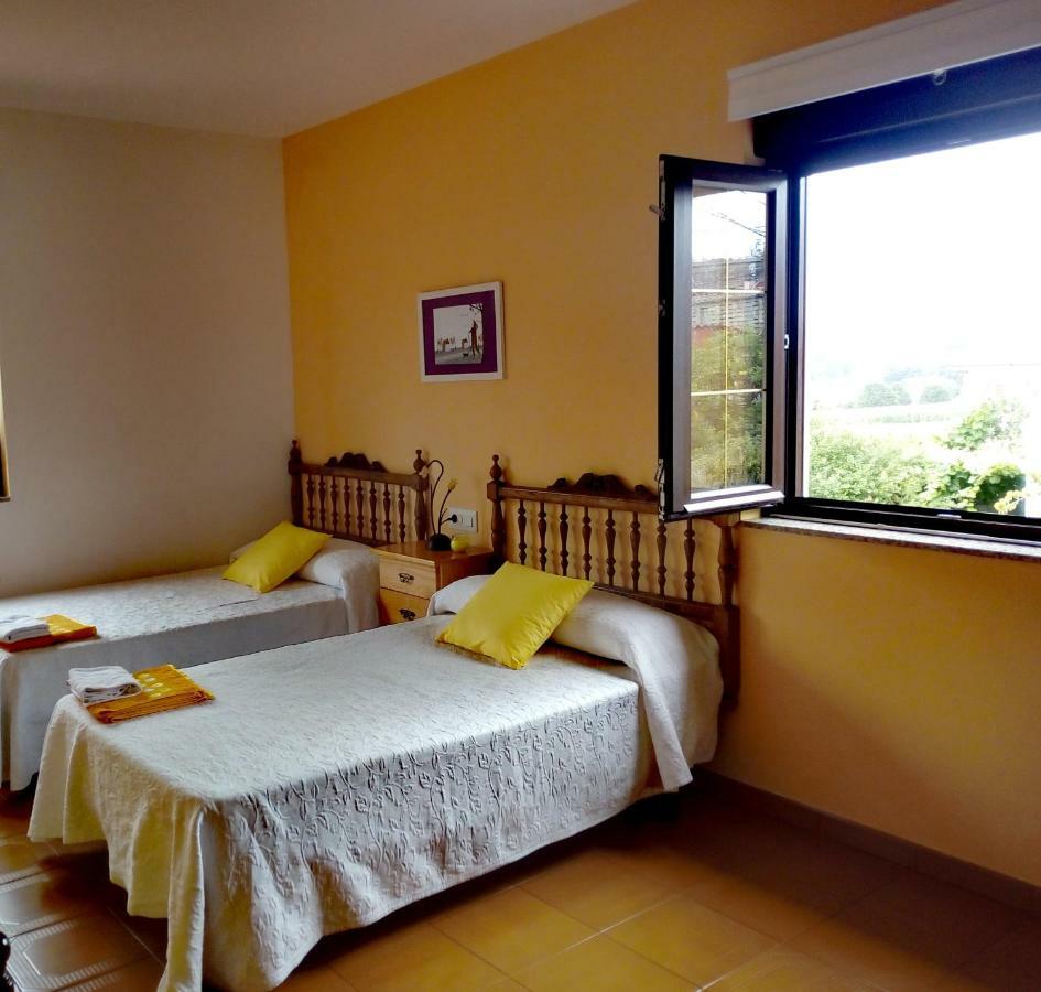 O Cruceiro Guest House Lires Ngoại thất bức ảnh