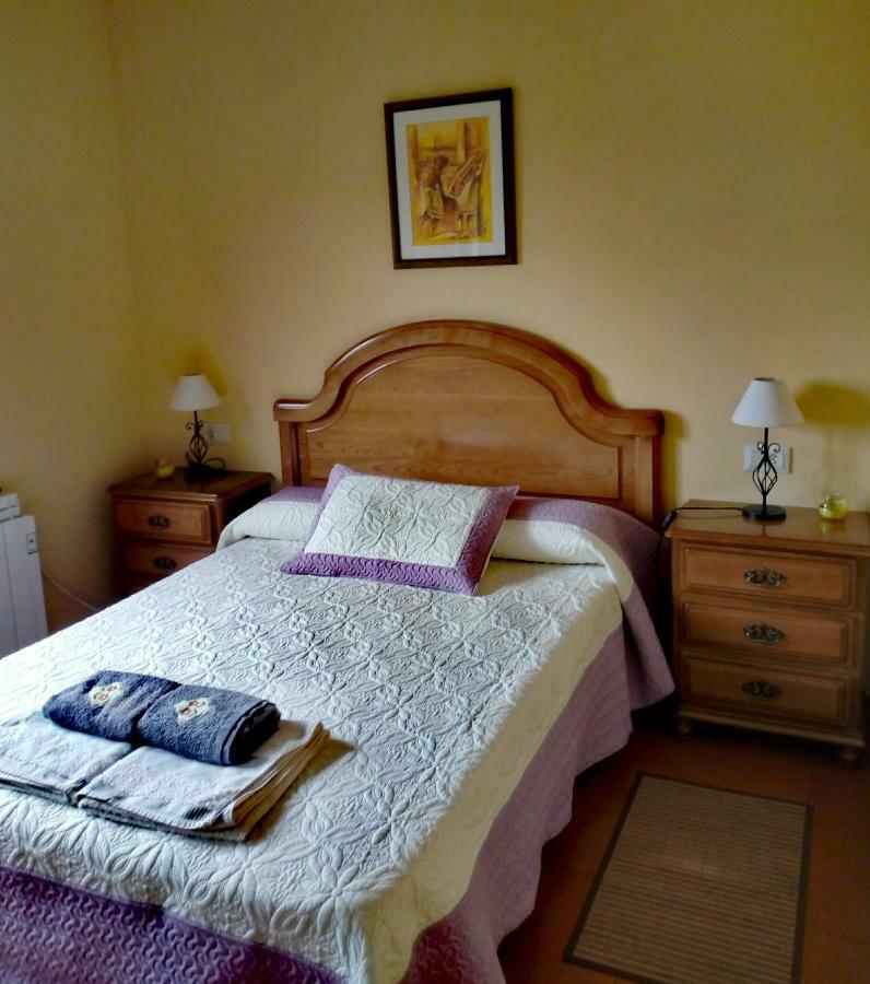 O Cruceiro Guest House Lires Ngoại thất bức ảnh